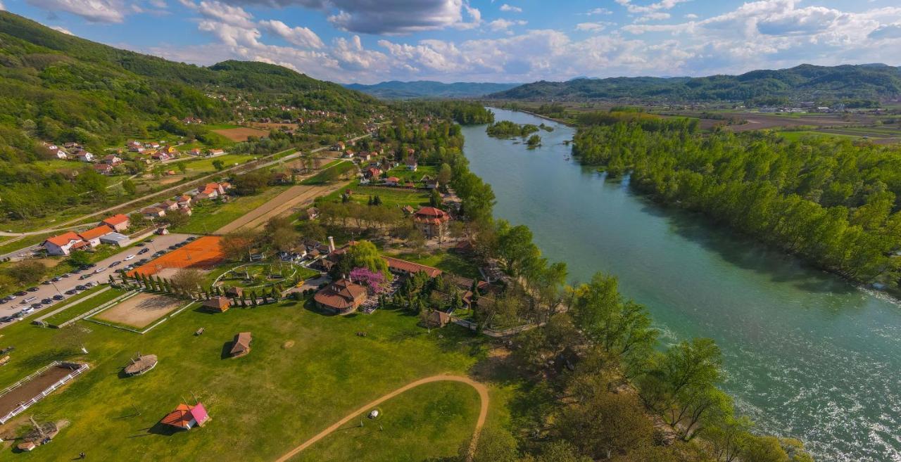 Banja Koviljača B&B Etno Village Suncana Reka מראה חיצוני תמונה