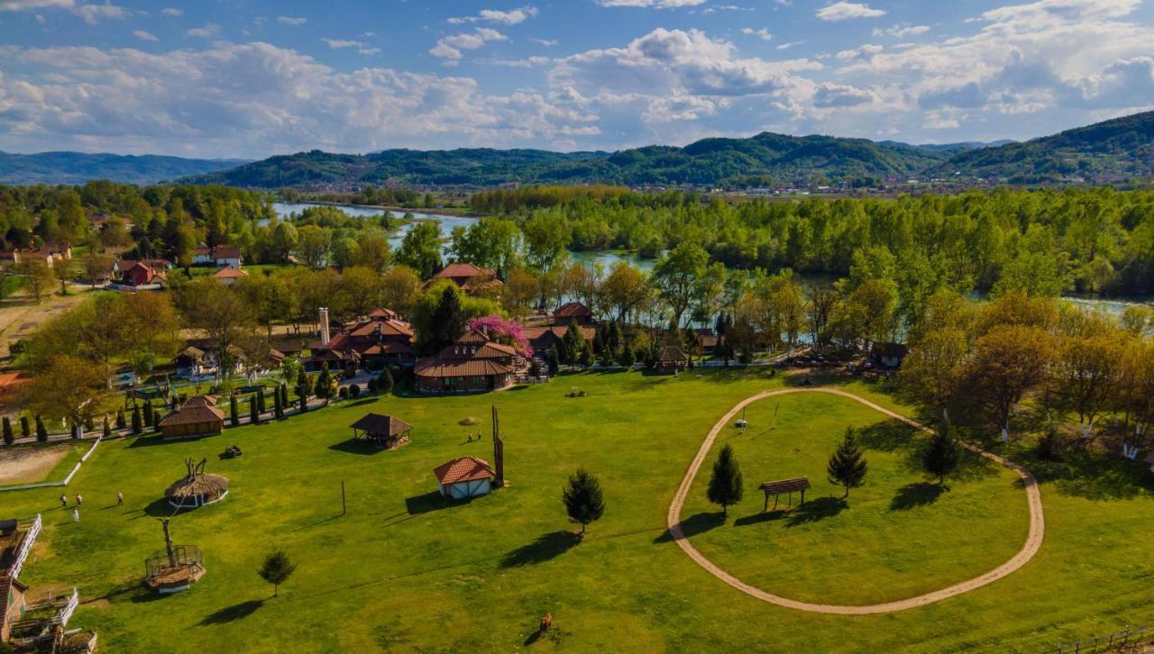 Banja Koviljača B&B Etno Village Suncana Reka מראה חיצוני תמונה